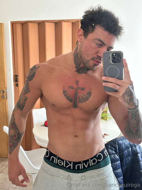 I woke up with my body swollen, hot and full of milk.. 🍼🥛