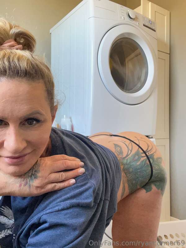 Let’s make laundry day sexy 😉