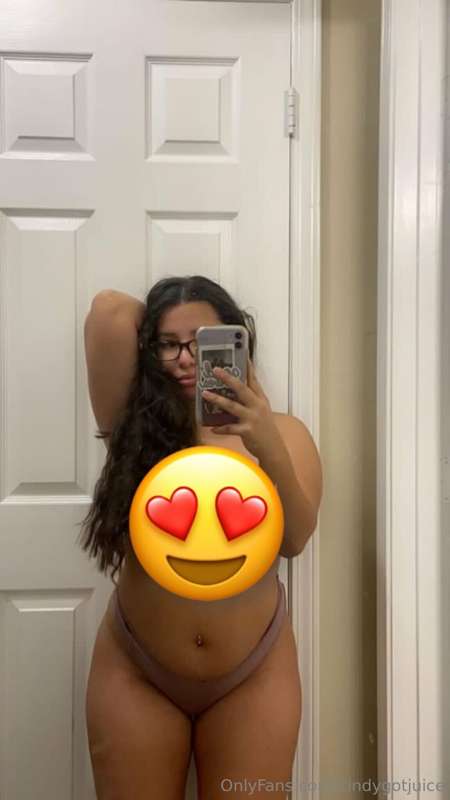 Todays topless pics. I’ve gotten so thick and I love ittttt ..