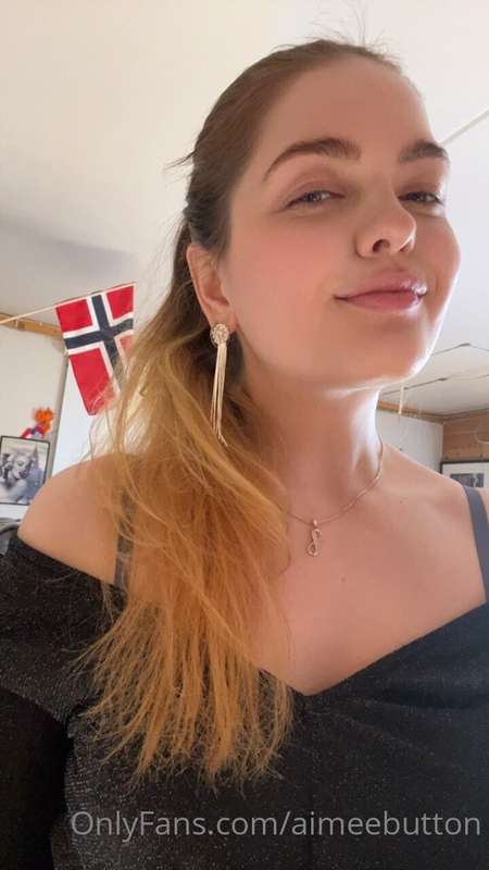 aimeebutton image #2