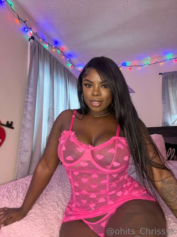 Imagine waking up to this 😈