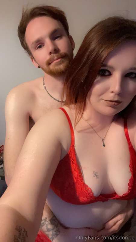 The face behind the cock in my mouth 🤤