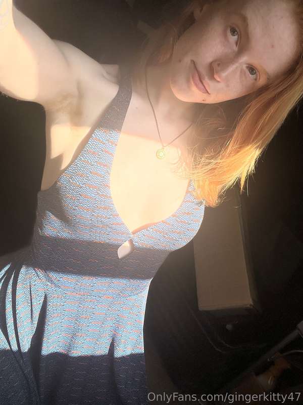 sunshine and toesies, titties and soles