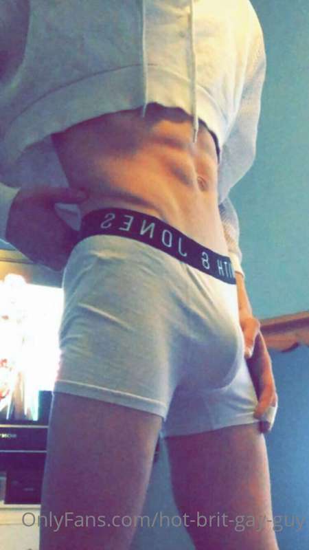 hot-brit-gay-guy