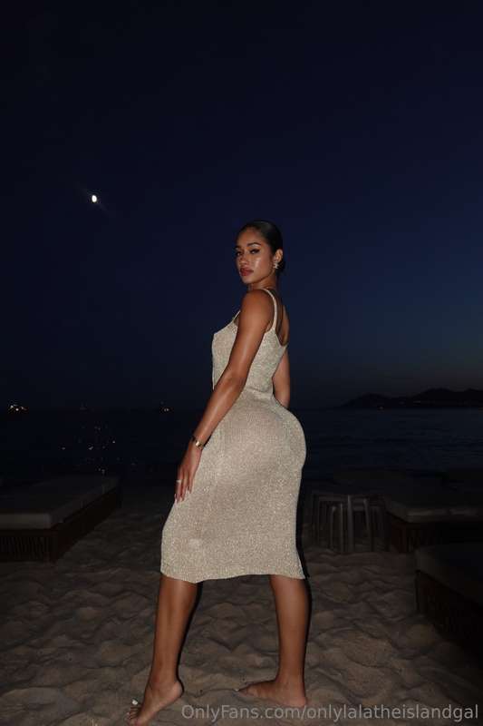 onlylalatheislandgal