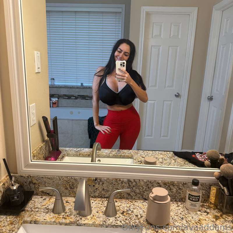 Foto 543 de Ava Addams no Tocromo