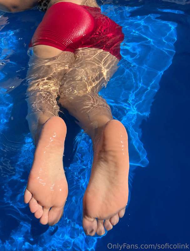 What do you think of my wet feet? 