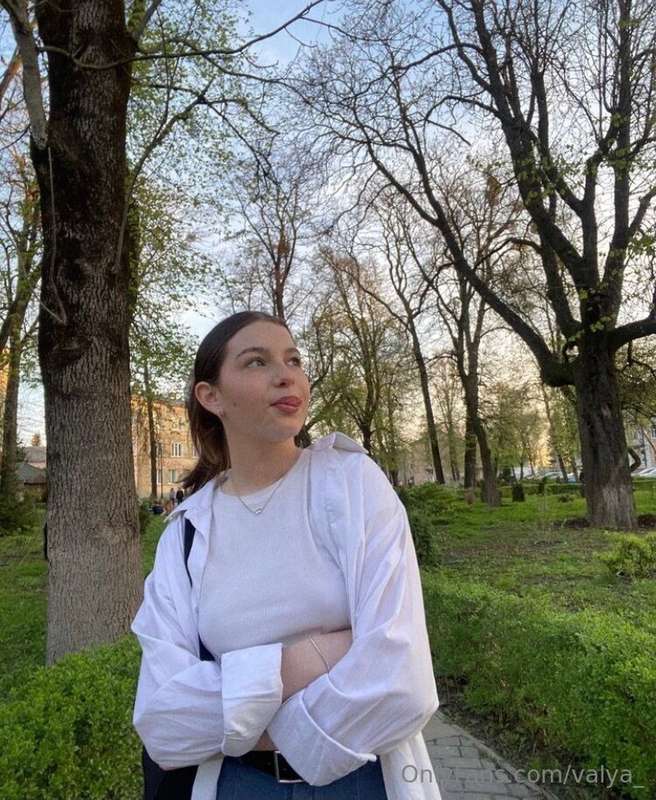 valya_ image #0