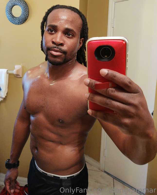 Hot and Sweaty Pics 🔥🥵
3 Post Workout Pics

Checkout my VIP ..