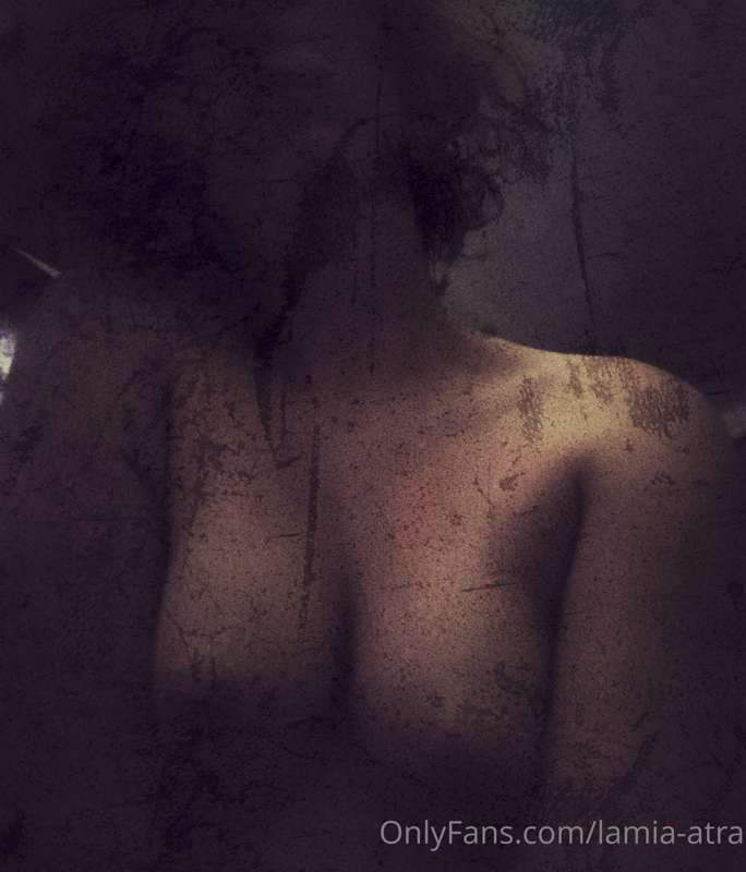 I don't know why, but i love this nightmare like filter.