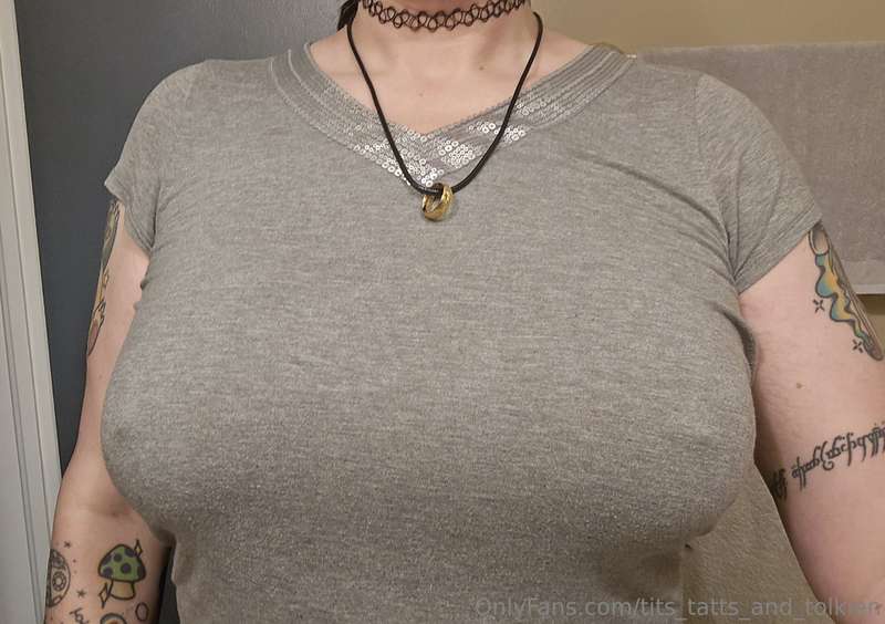tits_tatts_and_tolkien