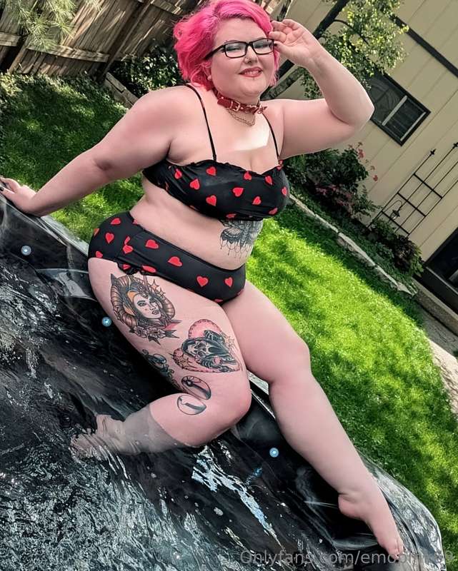 💗BREAKING: Your goth BBW GF just dropped a private vault 🔥 💜..