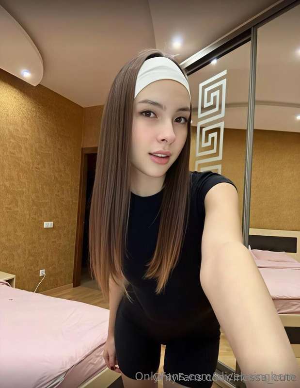 🔞𝐅𝐑𝐄𝐄 𝐒𝐔𝐁𝐒𝐂𝐑𝐈𝐏𝐓𝐈𝐎𝐍 3 DAYS‼️ @kiss_inessa 💯This hottie has no..