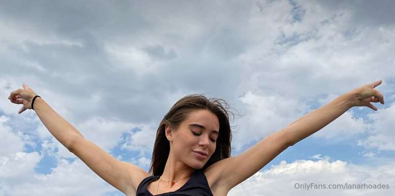 Photo 189 of Lana Rhoades on Tocromo