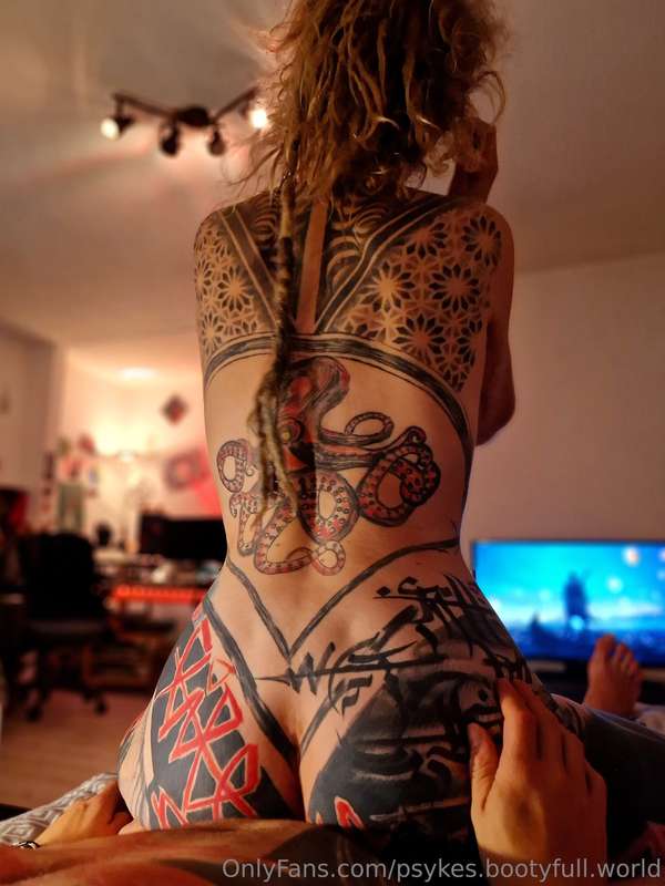 psykes.bootyfull.world