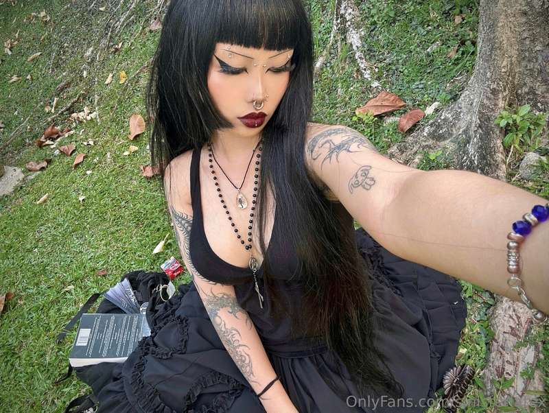 sinisterlatex