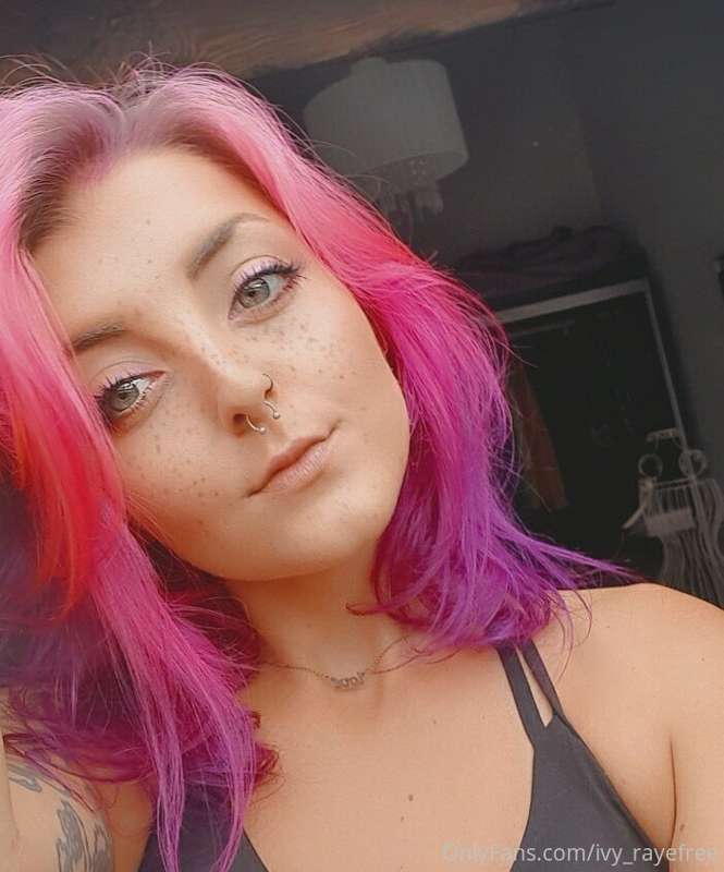 ivy_rayefree