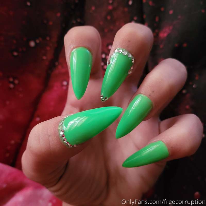 I love being able to do my own nails!