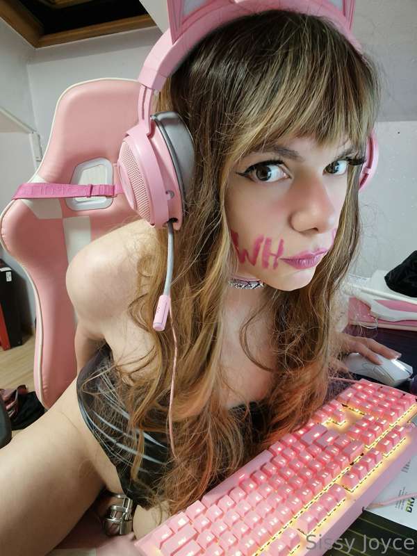 sissyjoyce image #12