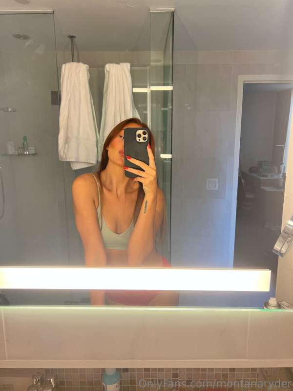 😘