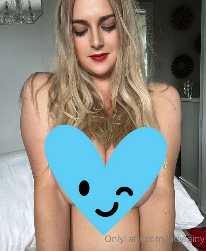 Tip me and I’ll send you a nude x