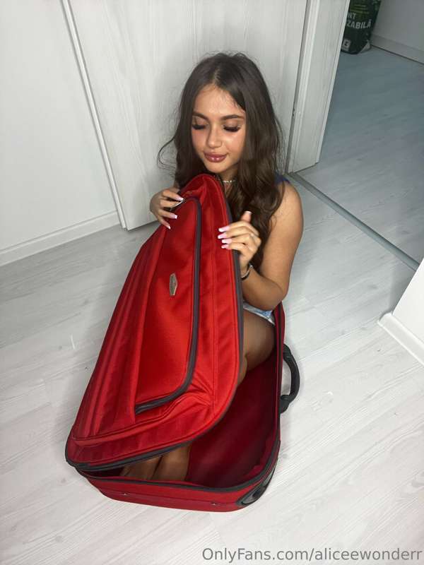 aliceewonderr