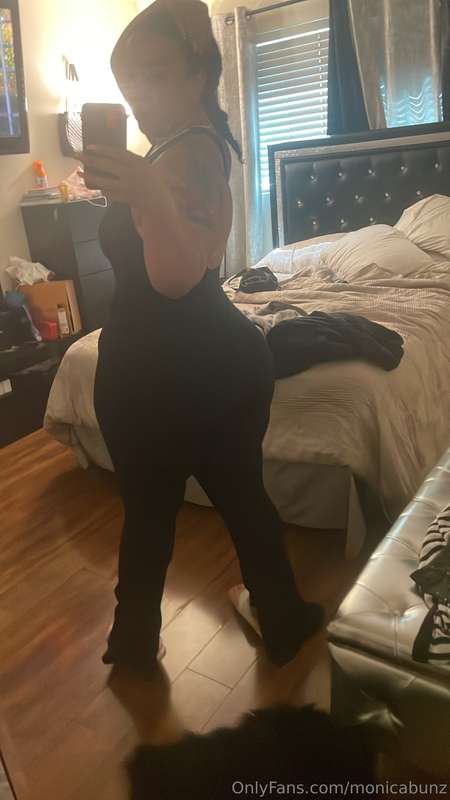 Full body pictures watch me strip!