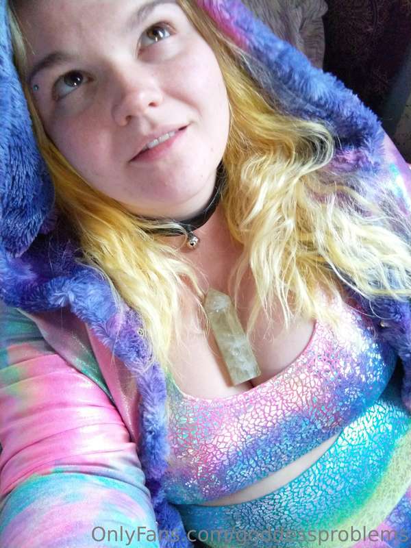 *introducing:* daisy skywatcher~~~  so i decided i wanted to..