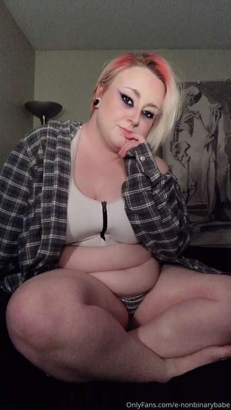 e-nonbinarybabe