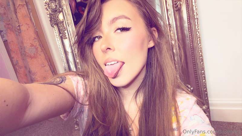 holliefyy