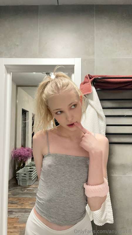 Сareful — I’m small but full of bad ideas 😈🍬
