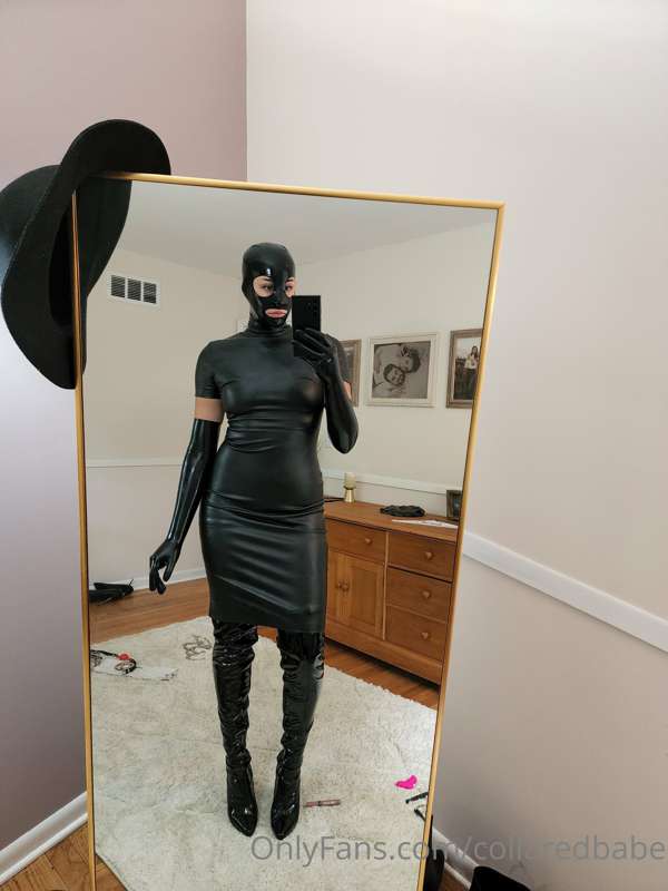 collaredbabe image #2