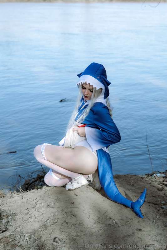 Let me munch on you? 🦈🦈🦈