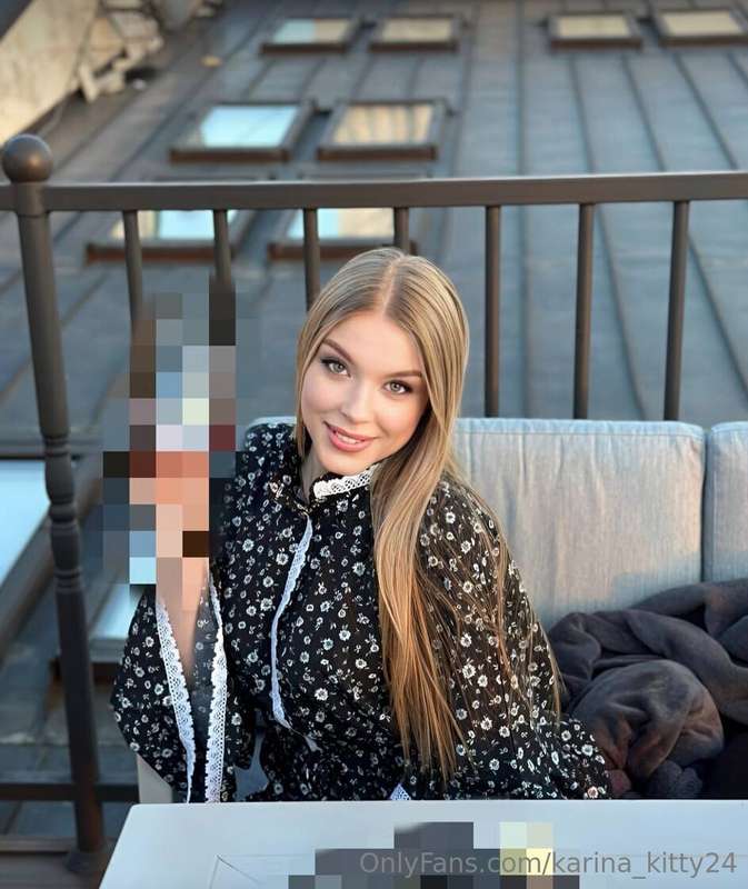 FREE SUBSCRIPTION😍This juicy hot student @evayaskrava has a ..
