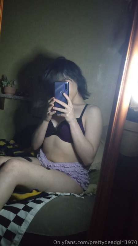 imprettydeadgirl