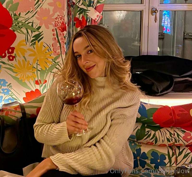 na, Lust auf ein gemeinsames Gläschen? 🍷