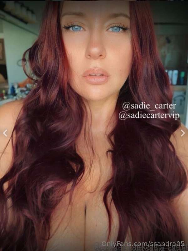 Southern MILF with DDs ( • )( • )
⭐️Simple country gal that ..
