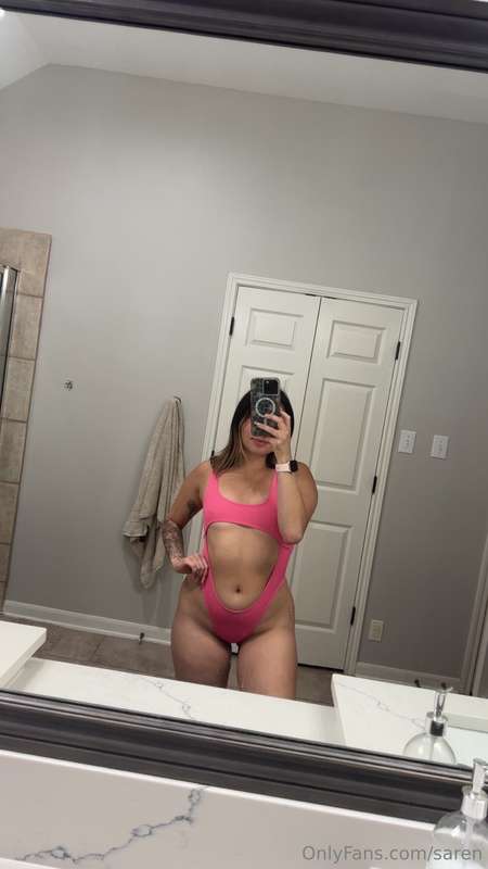 Pink mood only 🌸 who’s matching with me?