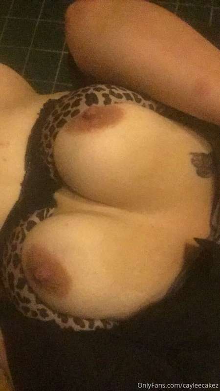 I have an obsession with my boobs hahah