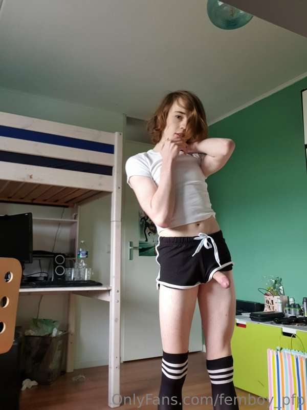 femboy_pfp image #11