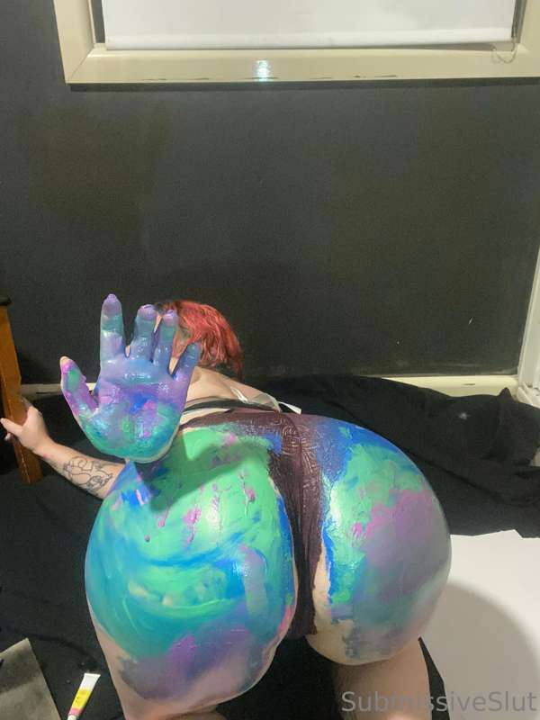 If my goal is reached I’ll drop my painting photoshoot photo..