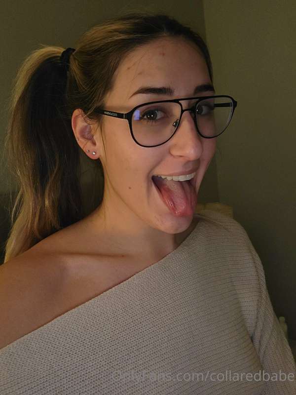 collaredbabe image #0