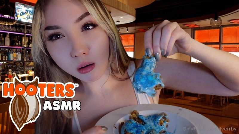 new asmr video up if u like meee <3youtube.com/@VerrbyASMR