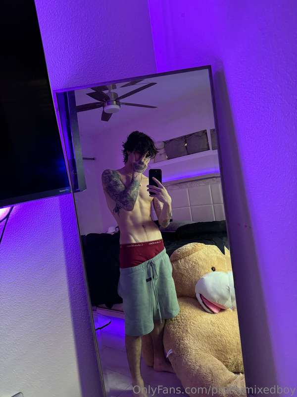 Prettymixedboy