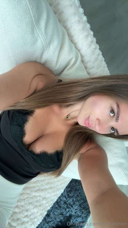 text me “head” and I’ll send you a sucking dick vid with my ..