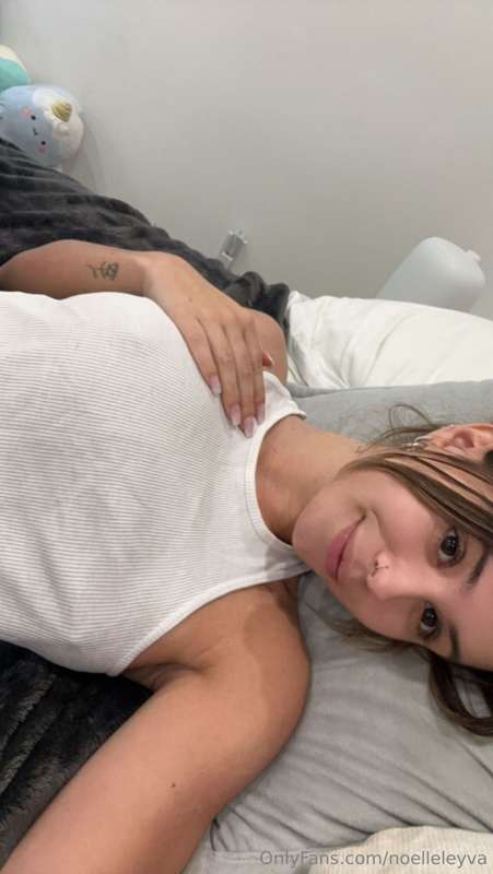 noelleleyva photo