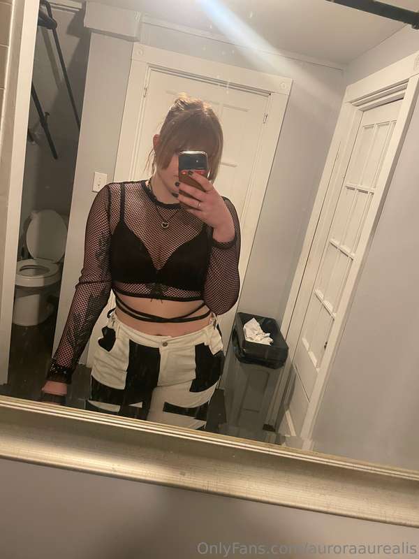 cute lil outfit for a rave this weekend!! i was so busy yall..