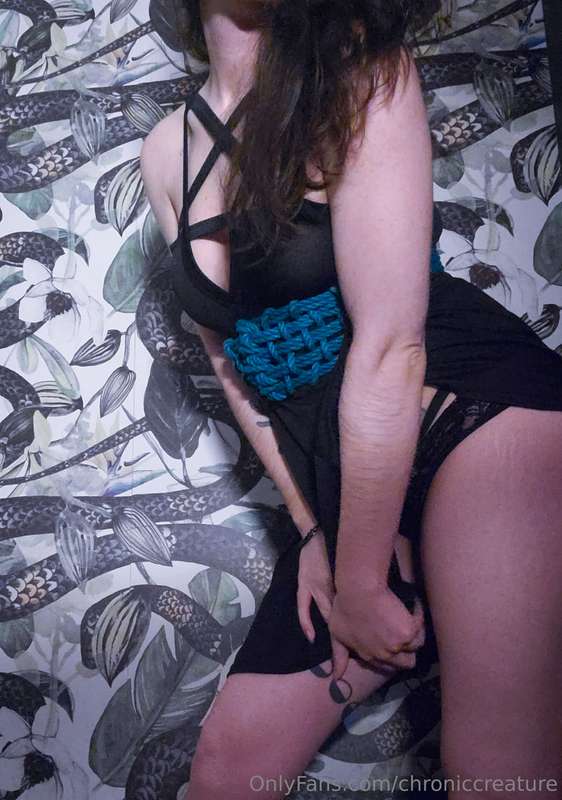 A thirst trap for Thirsty Thursday while I am having a busy ..