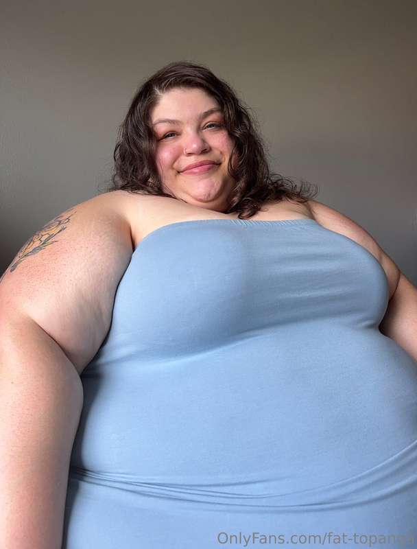 here are just a bunch of cutie mostly sfw pictures 🩵 but i t..