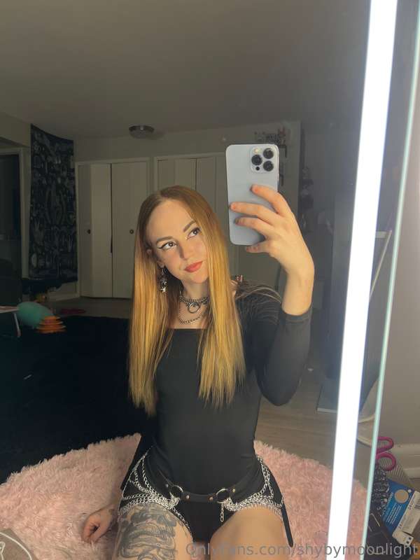 shybymoonlight